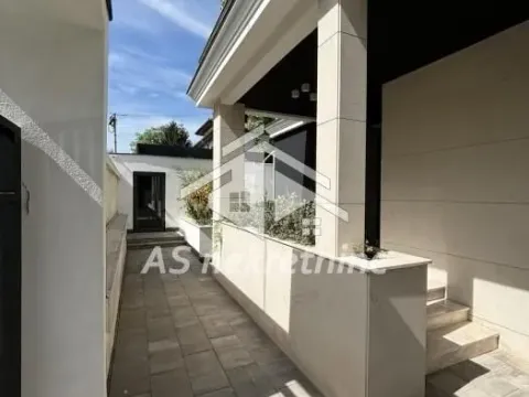Rent, apartment, 200m², Senjak, Beograd - image 15