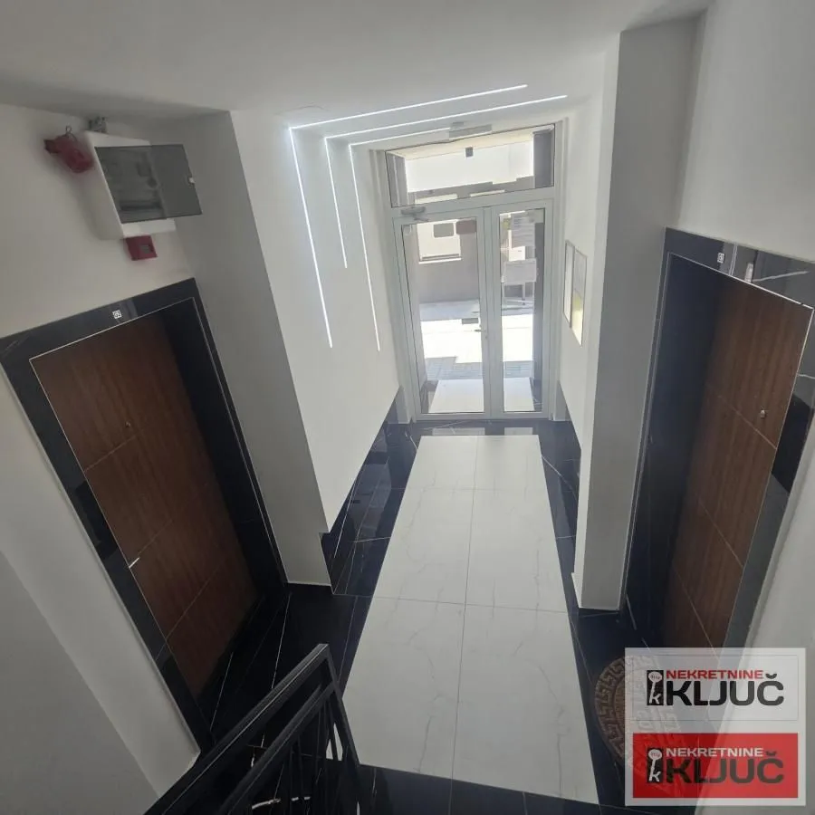 Izdavanje, dvosoban stan, 41m², Adice, Novi Sad Sve Podlokacije