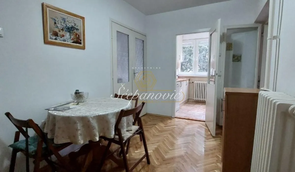 Prodaja, dvosoban stan, 58m², Železnička Stanica, Novi Sad Sve Podlokacije