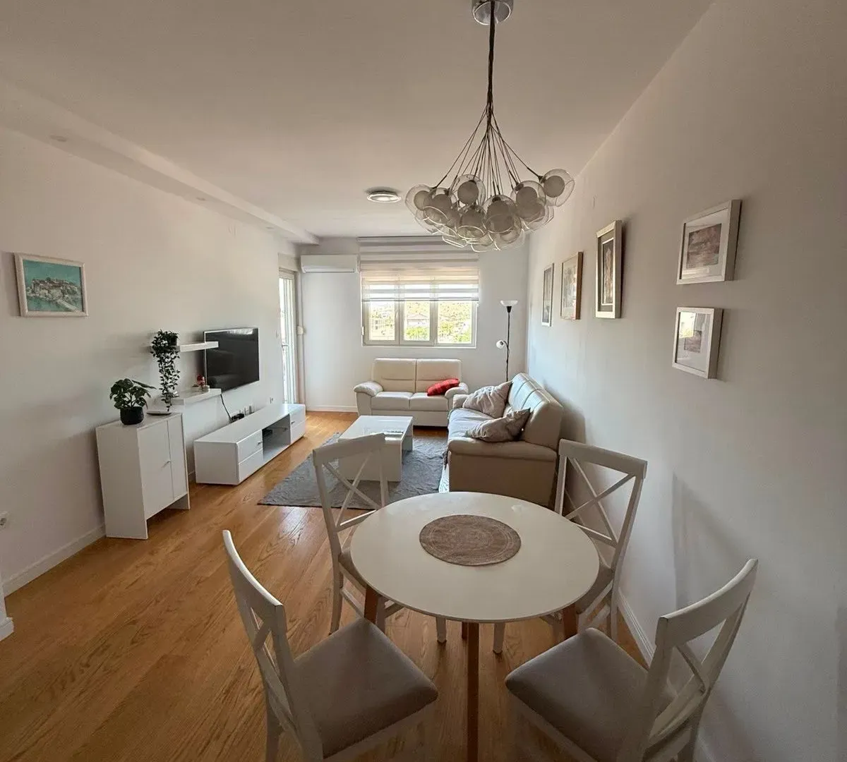 Rent, one bedroom apartment, 49m², Central Point, Podgorica