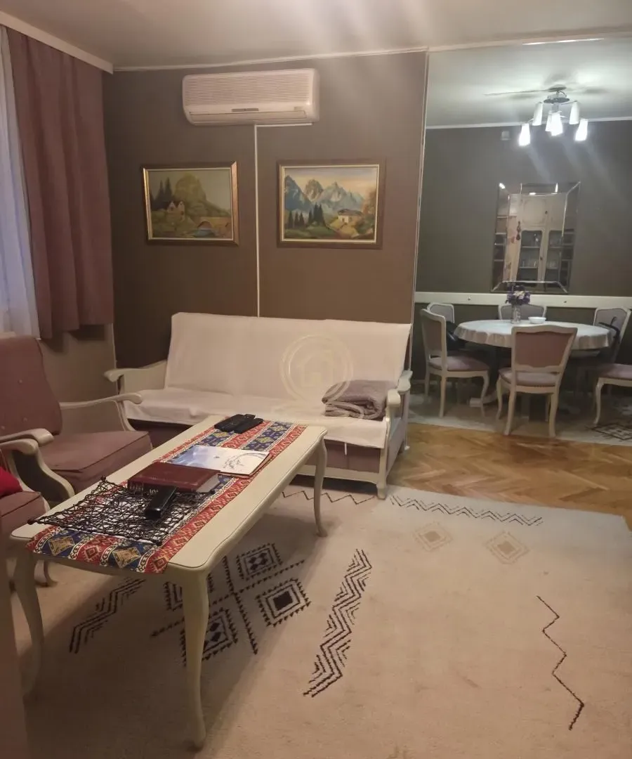 Prodaja, trosoban stan, 85m², Medijana, Niš