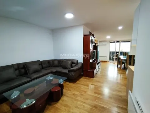 Izdavanje, trosoban stan, 65m², Lekino Brdo, Voždovac Sve Podlokacije