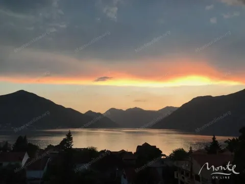 Sale, two bedroom apartment, 63m², Dobrota, Kotor - image 15