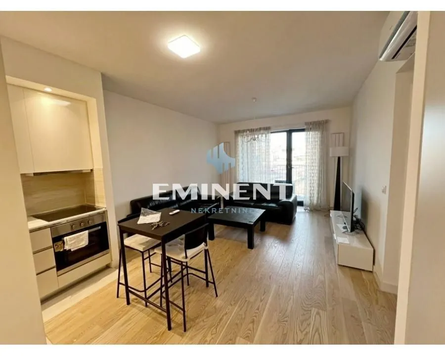 Rent, two bedroom apartment, 56m², Savski Venac, Beograd