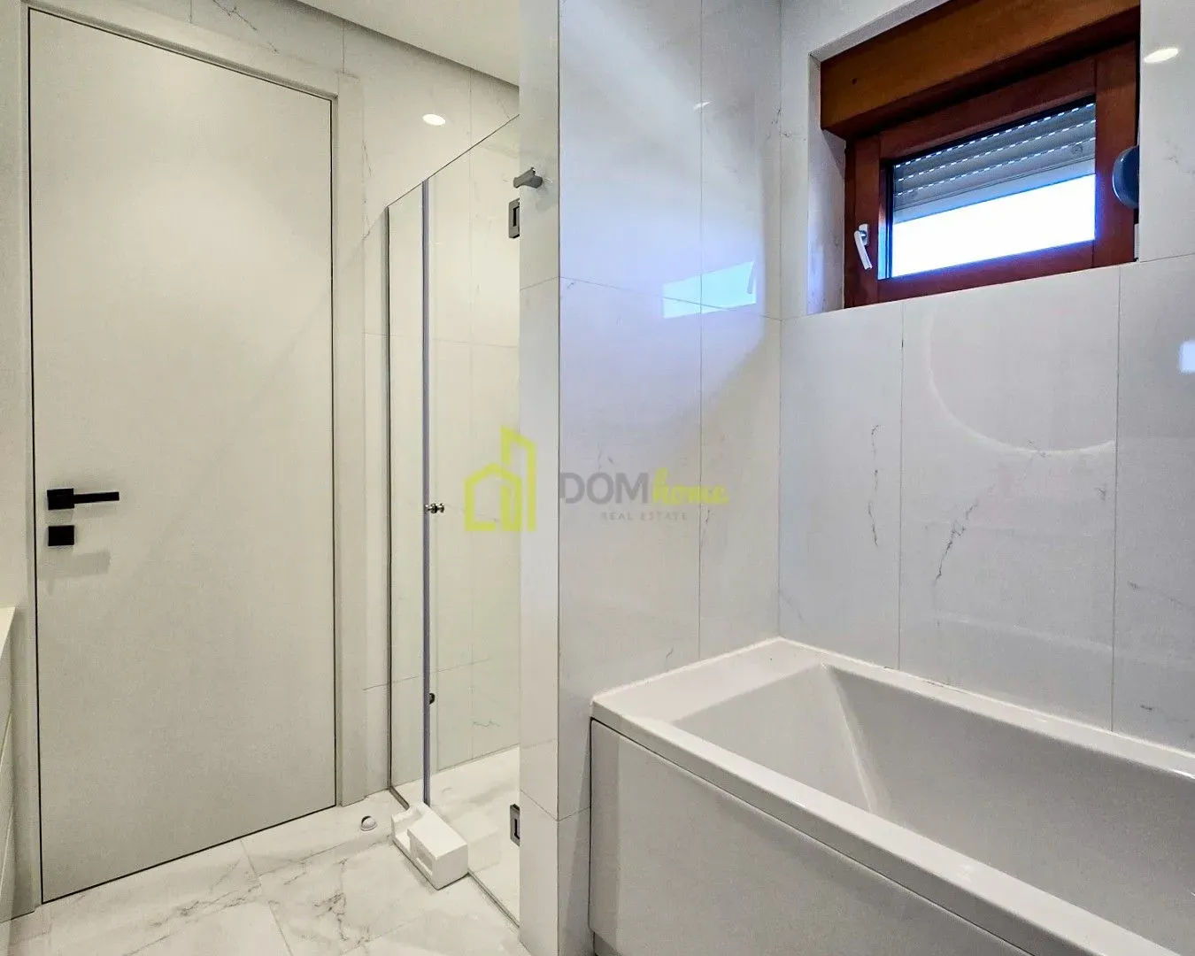 Prodaja, trosoban stan, 136m², Master Kvart, Podgorica