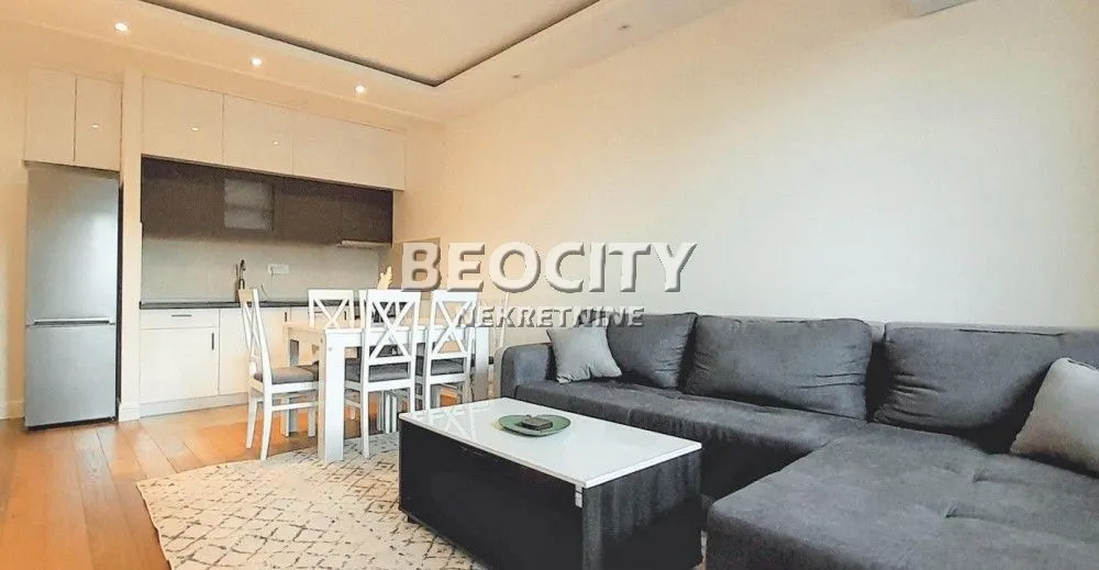 Izdavanje, trosoban stan, 65m², Crveni Krst, Beograd