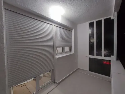 Izdavanje, poslovni prostor, 50m², Preko Morače, Podgorica - image 2