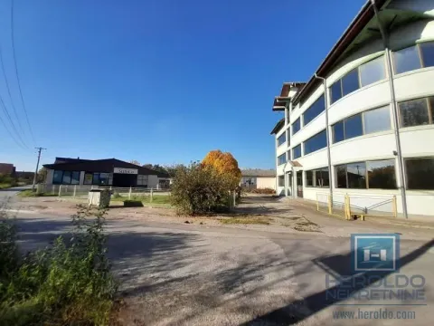 Rent, office space, 1300m², Supska, Ćuprija - image 10