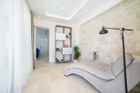 Prodaja, kuća, 170m², Bečići, Budva - image 18