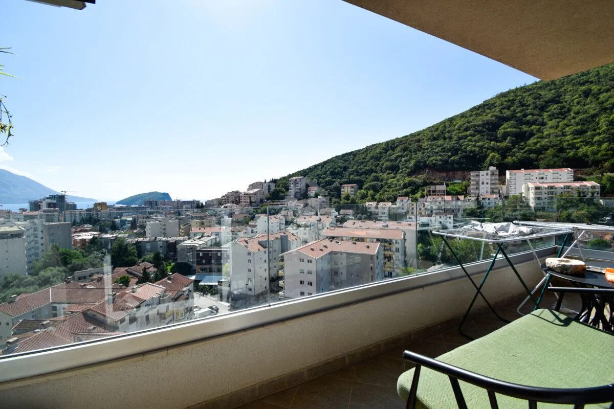 Sale, three bedroom apartment, 140m², Budva, Crna Gora