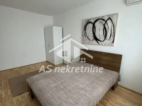 Rent, three bedroom apartment, 120m², Savski Venac, Beograd - image 13