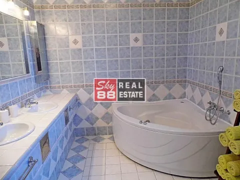 Izdavanje, kuća, 400m², Zvezdara Sve Podlokacije, Beograd - image 10