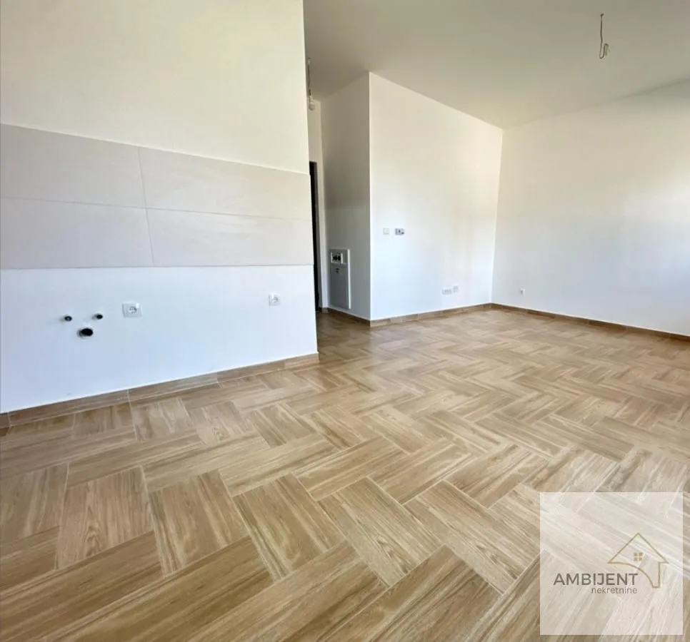 Sale, one bedroom apartment, 33m², Surčin, Beograd