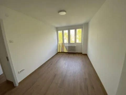 Rent, four bedroom apartment, 80m², Novo naselje, Novi Sad - image 6
