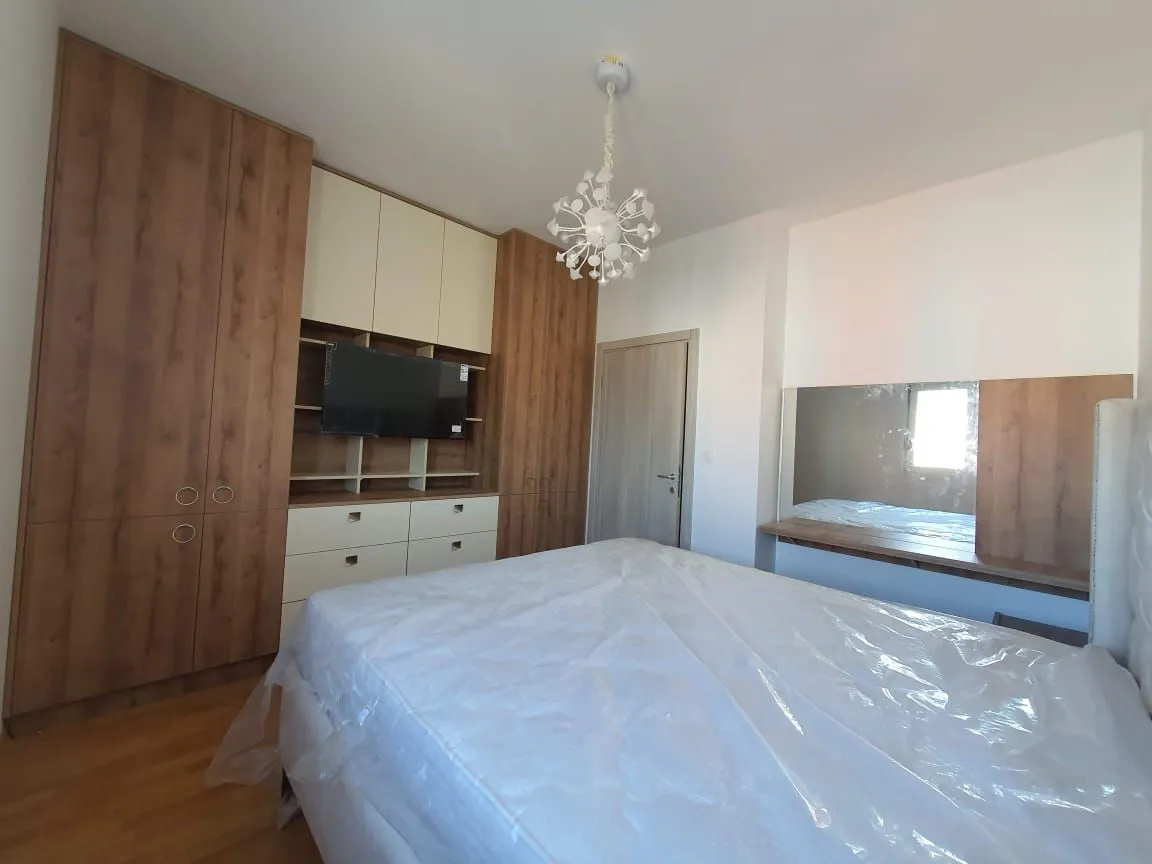 Izdavanje, jednosoban stan, 50m², Stari Aerodrom, Podgorica