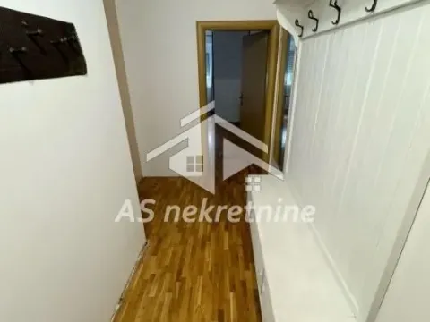 Rent, two bedroom apartment, 73m², Južni Bulevar, Vračar Sve Podlokacije - image 10