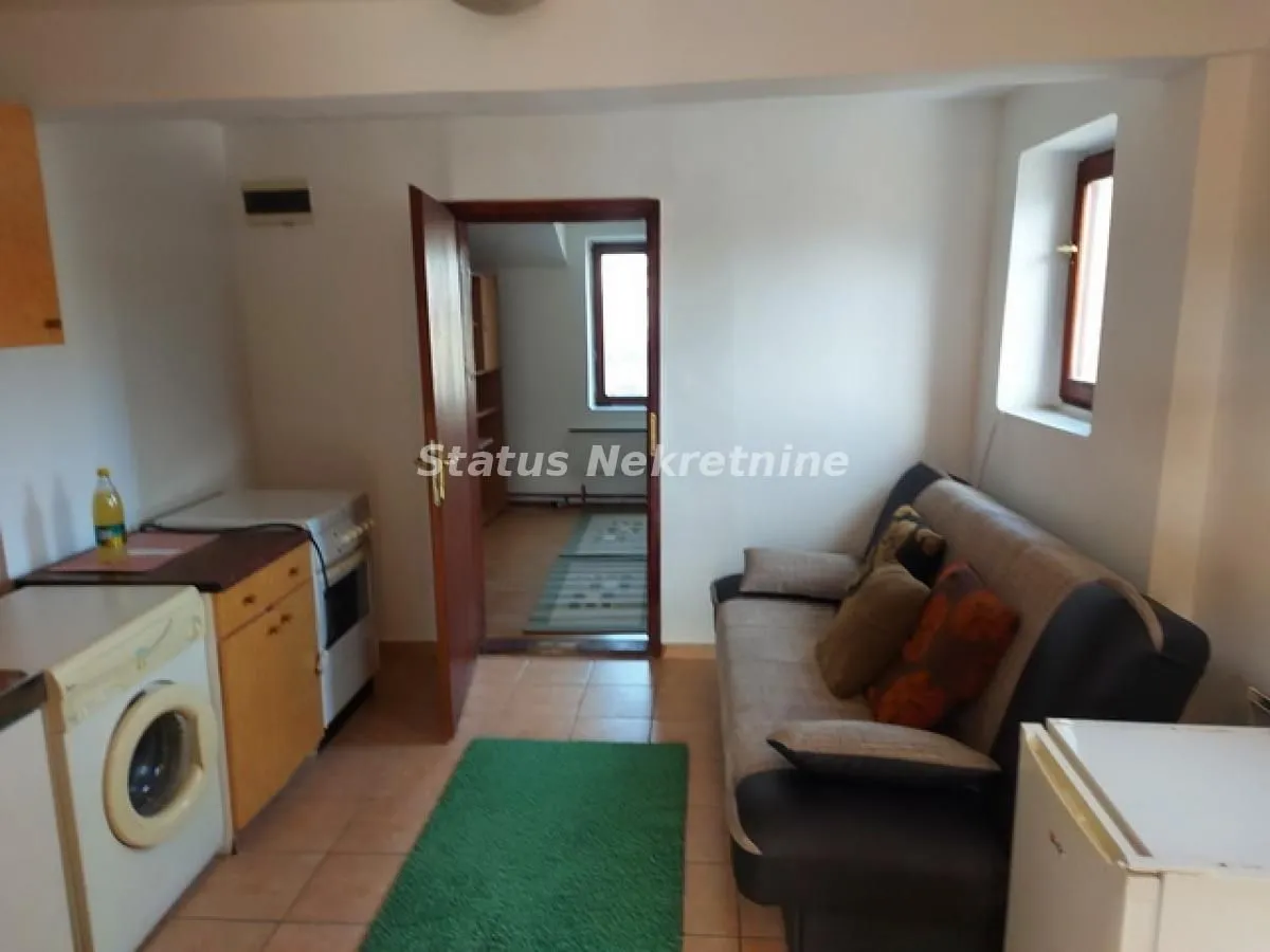 Izdavanje, jednosoban stan, 28m², Telep, Novi Sad Sve Podlokacije