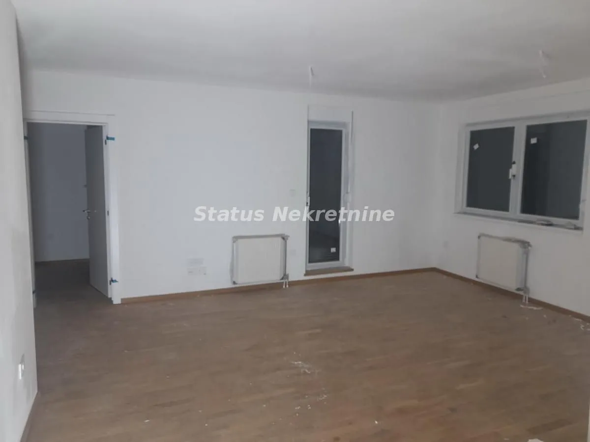 Prodaja, trosoban stan, 85m², Telep, Novi Sad Sve Podlokacije