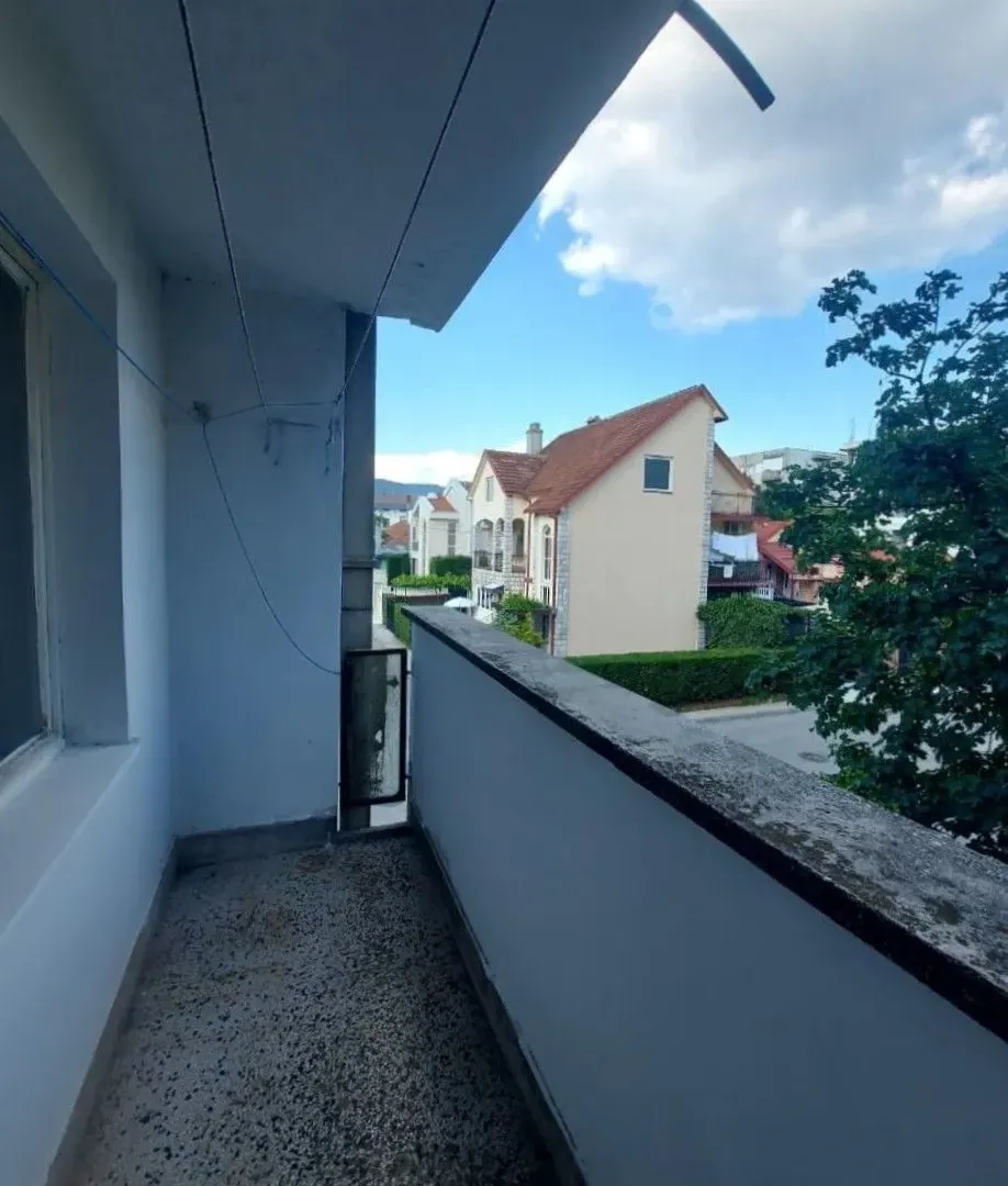 Prodaja, jednosoban stan, 44m², Centar, Nikšić