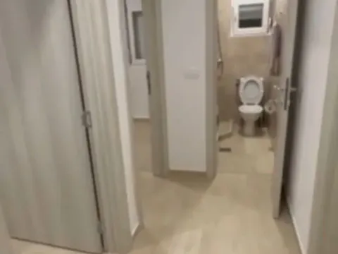 Izdavanje, kuća, 55m², Tološi, Podgorica - image 13