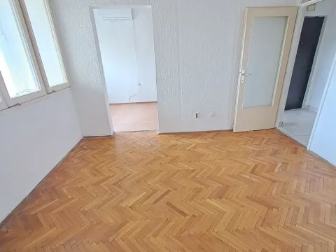 Sale, one bedroom apartment, 47m², Baston, Podgorica - image 9