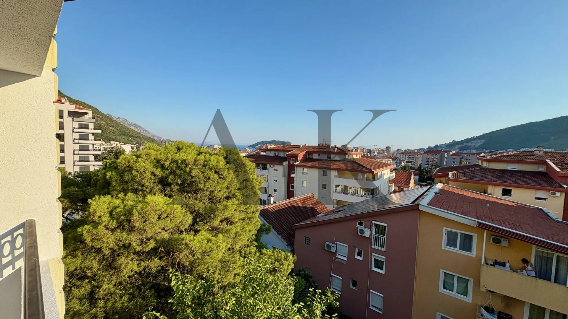 Sale, three bedroom apartment, 100m², Podmaine, Budva