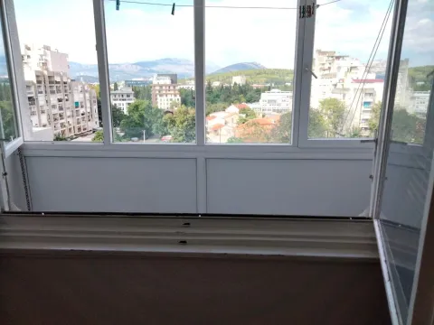 Izdavanje, jednosoban stan, 30m², Pejton, Podgorica - image 6