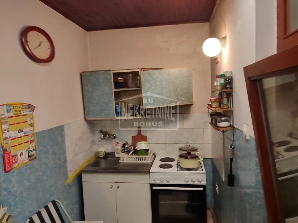 Prodaja, kuća, 270m², Železničko Naselje, Subotica
