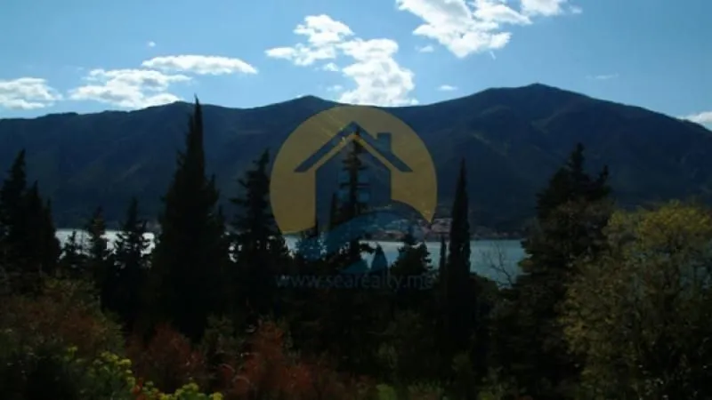 Prodaja, plac, 1200m², Dobrota, Kotor