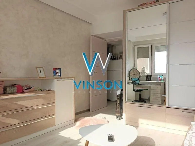 Prodaja, jednosoban stan, 39m², Bulevar Oslobodjenja, Novi Sad Sve Podlokacije
