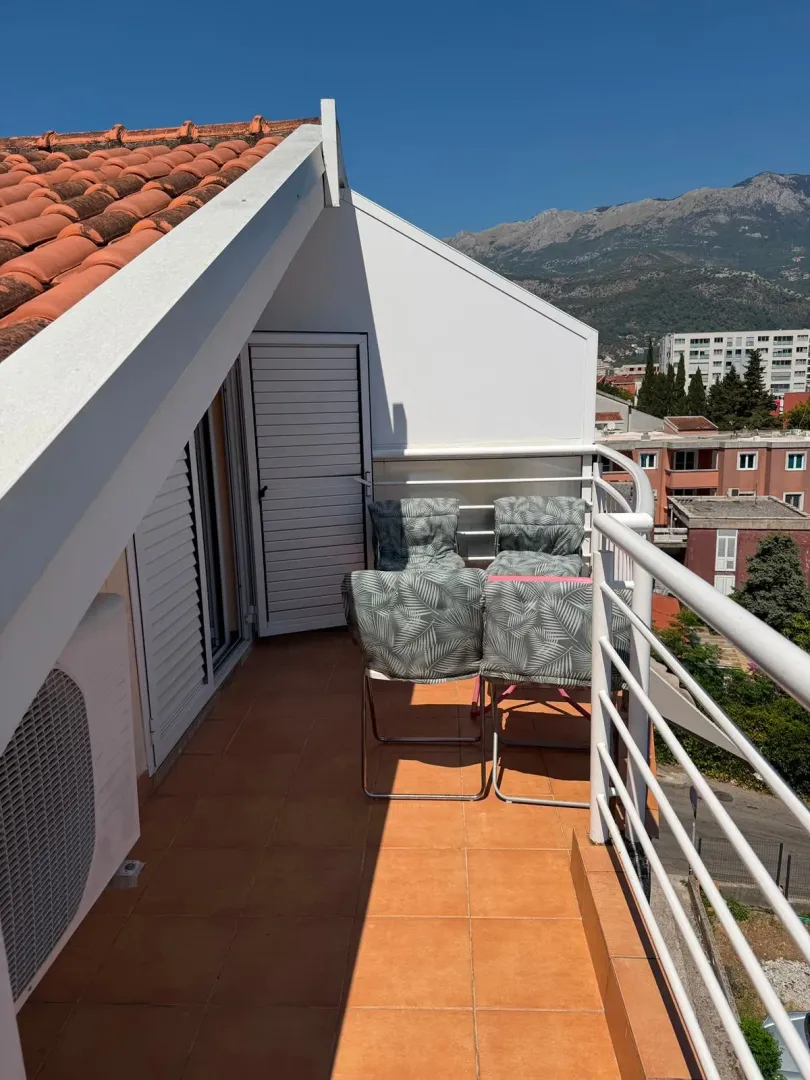 Rent, two bedroom apartment, 60m², Gospoština, Budva