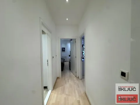 Sale, four bedroom apartment, 97m², Sajmište, Novi Sad - image 9