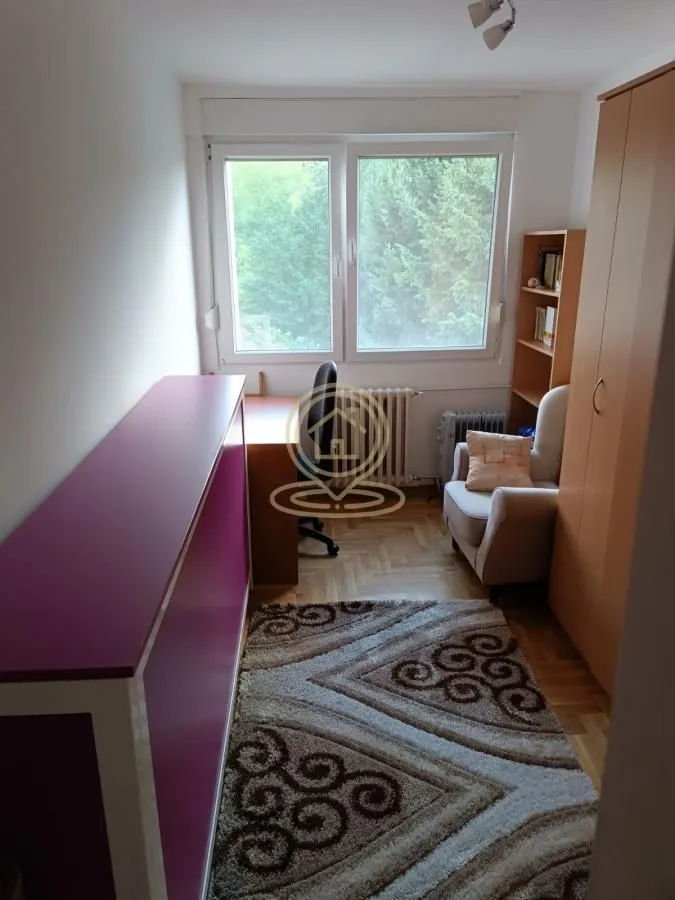 Izdavanje, trosoban stan, 77m², Banjica, Voždovac Sve Podlokacije