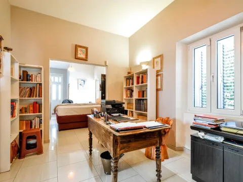 Prodaja, kuća, 240m², Tivat, Crna Gora - image 12