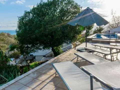 Rent, house, 300m², Bečići, Budva - image 4