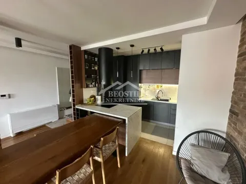 Izdavanje, trosoban stan, 93m², Južni Bulevar, Vračar Sve Podlokacije - image 5