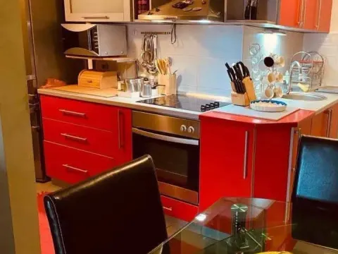 Prodaja, dvosoban stan, 70m², Stari Aerodrom, Podgorica - image 5