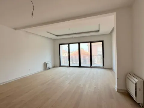 Prodaja, trosoban stan, 139m², Donja Gorica, Podgorica - image 2