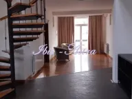 Izdavanje, četvorosoban stan, 250m², Savski Venac, Beograd - image 7