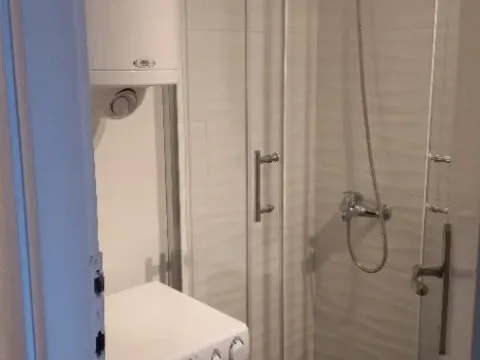 Izdavanje, garsonjera, 28m², Dušanovac, Voždovac Sve Podlokacije - image 6