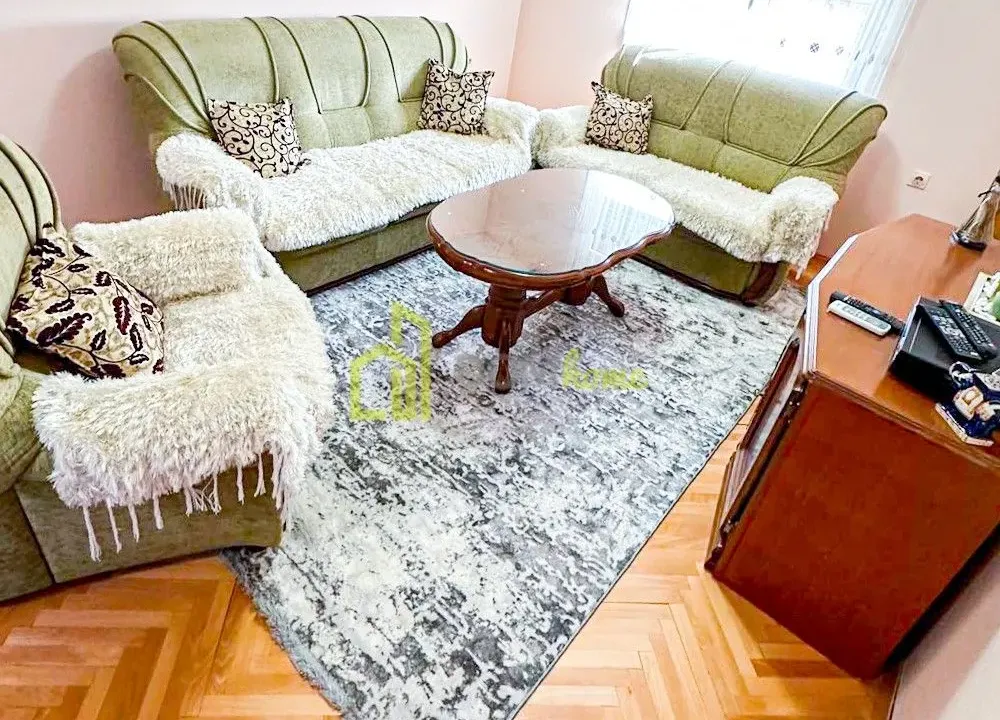 Izdavanje, dvosoban stan, 70m², Murtovina, Podgorica