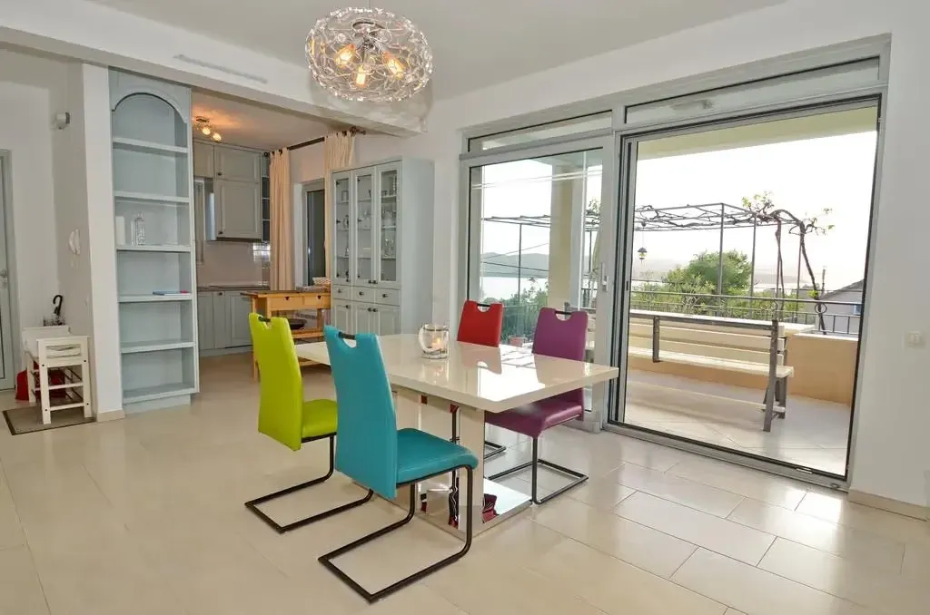 Prodaja, stan, 172m², Tivat, Crna Gora