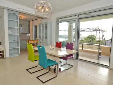 Prodaja, stan, 172m², Tivat, Crna Gora - image 4