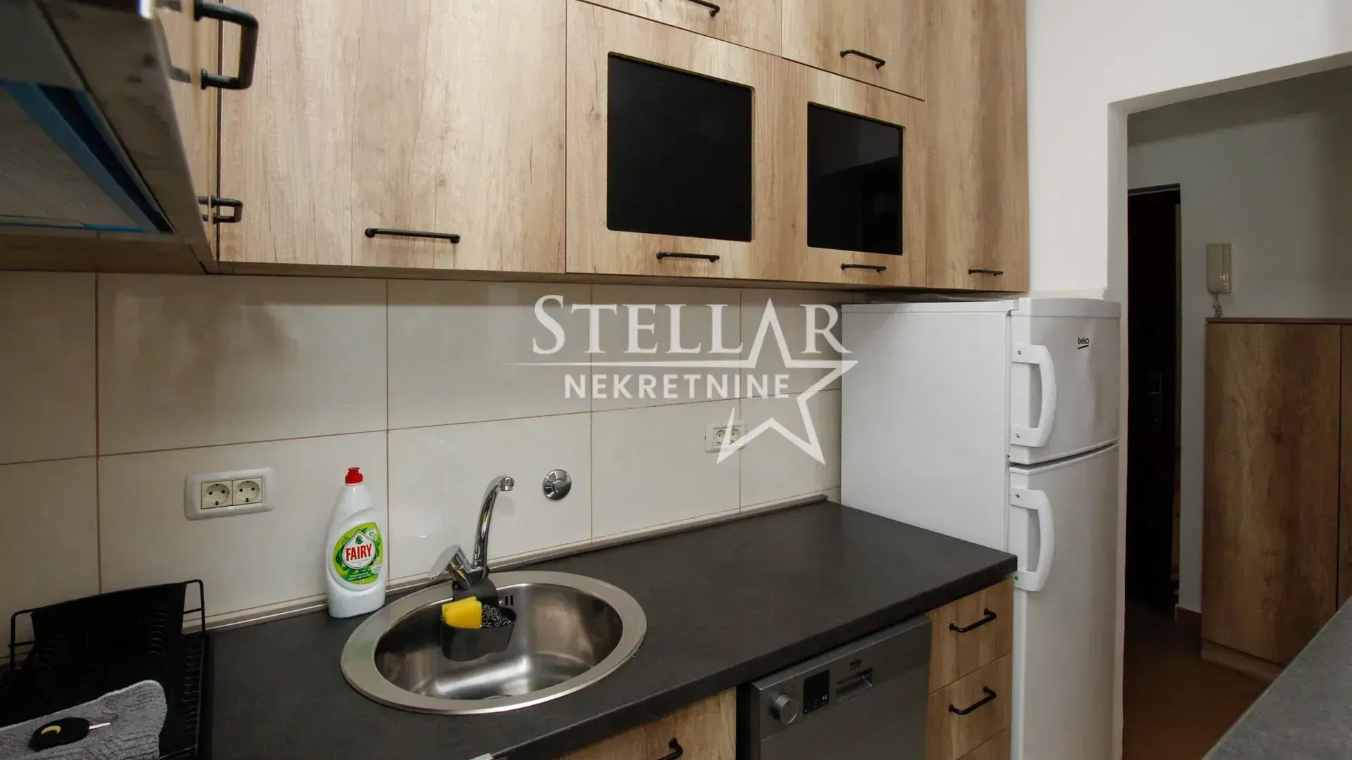 Rent, studio apartment, 25m², Vezirov Most, Podgorica