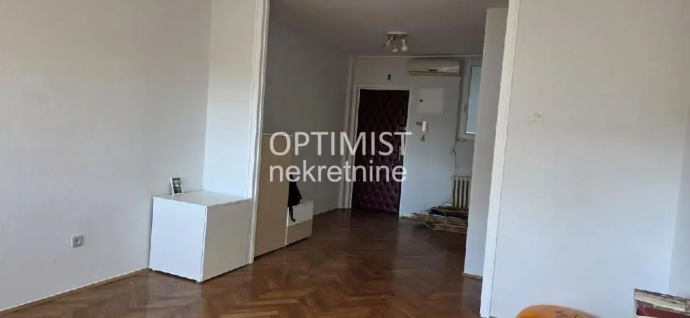 Prodaja, dvosoban stan, 58m², Novi Beograd Blok 1 Fontana, Novi Beograd Sve Podlokacije