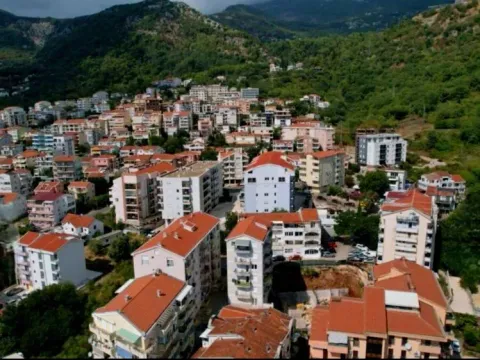 Sale, one bedroom apartment, 30m², Lazi, Budva - image 13