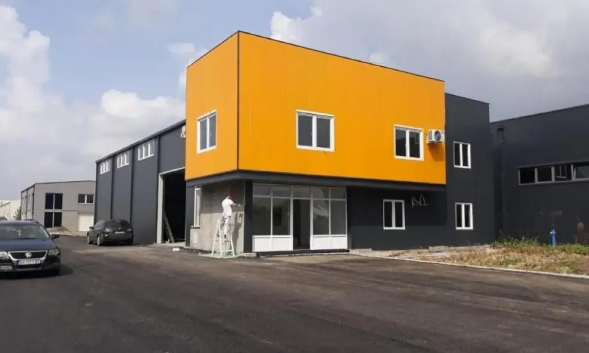 Izdavanje, poslovni prostor, 430m², Krnjaca, Palilula Sve Podlokacije