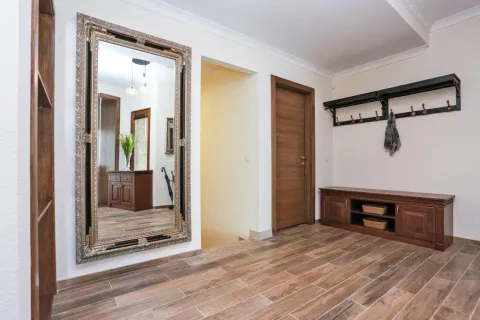 Prodaja, kuća, 517m², Krašići, Tivat - image 11