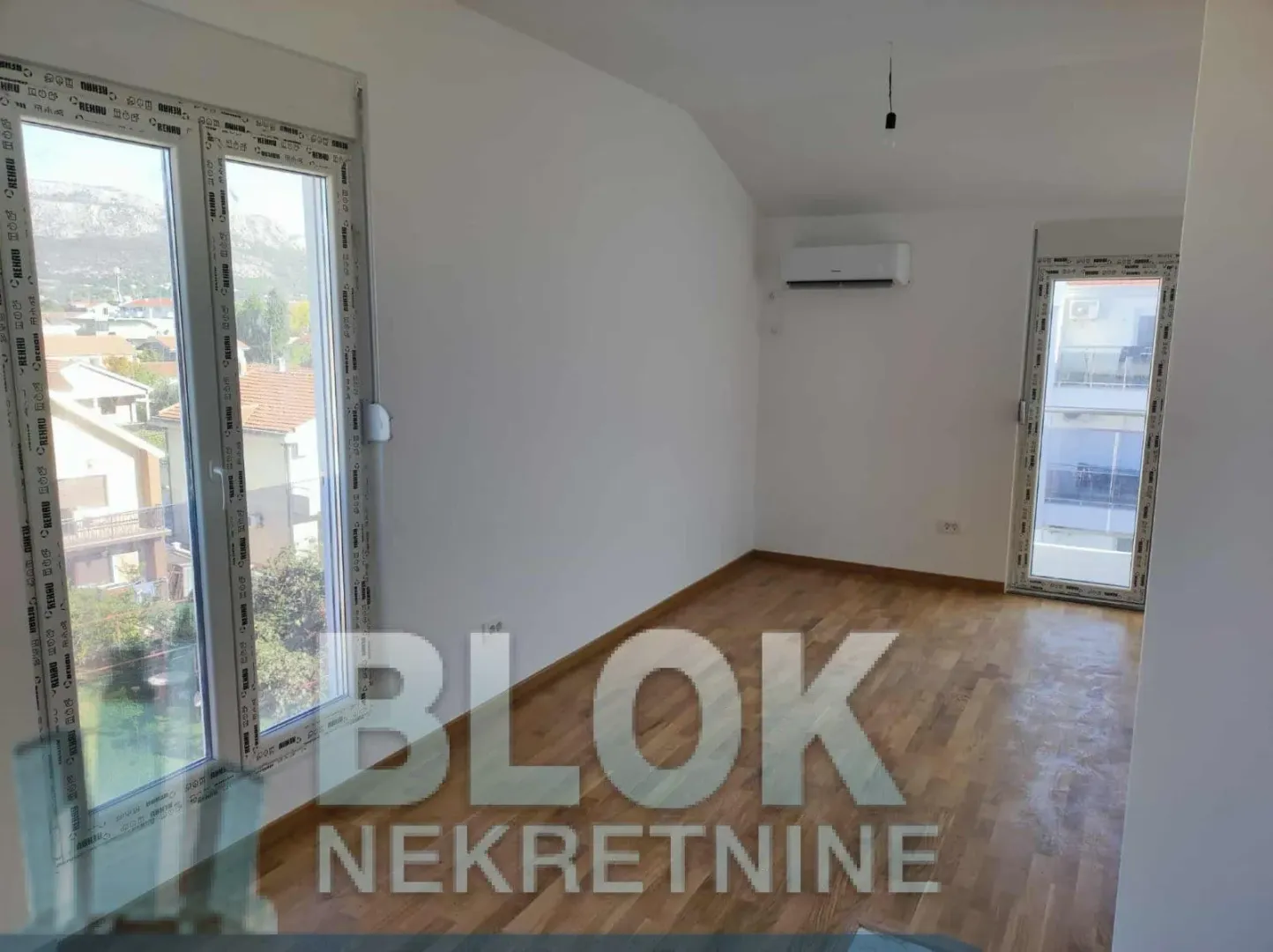 Izdavanje, jednosoban stan, 45m², Zagorič, Podgorica