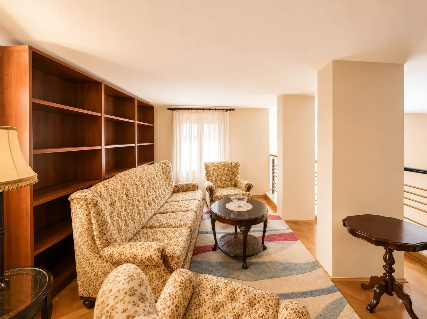 Rent, house, 280m², Gorica C, Podgorica